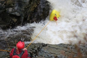 Unpinning a loaded boat